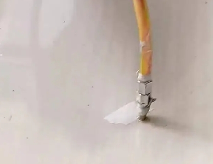 瑶海瓷砖空鼓维修公司专业解答在瓷砖铺贴过程中，如果使用的砂料过粗（如全部使用了粗砂），可能会导致以下问题